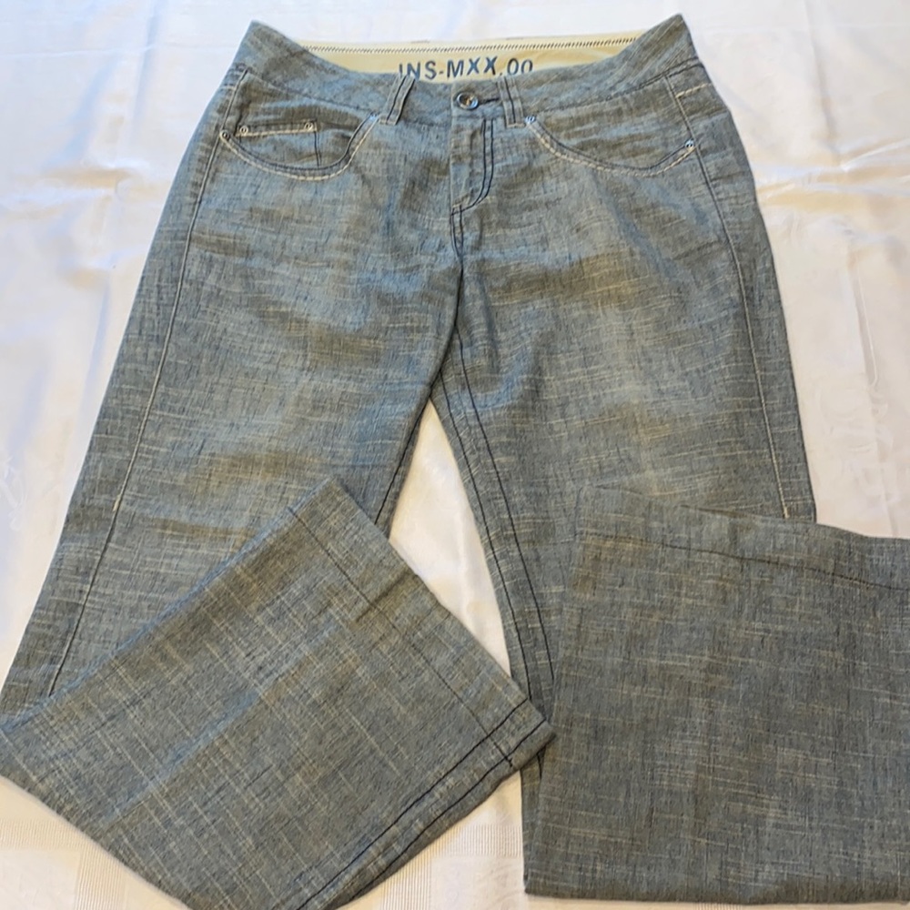 Vintage MEXX trouser pant in light jean fabric. Size 10 with stitching detail.